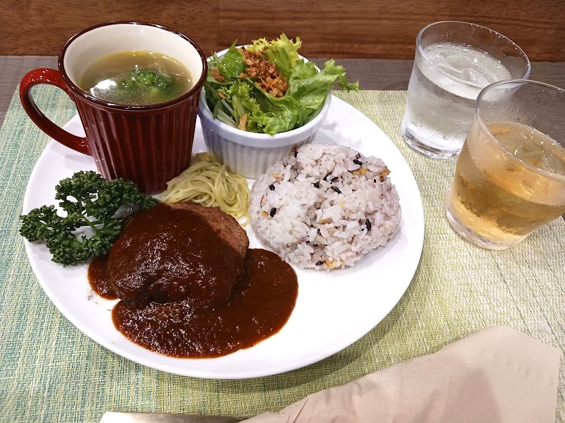 kitchen_sea_cabin